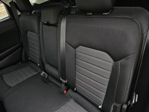 Used 2019 Ford Edge SE w/ SE Fleet Driver's Package image 18