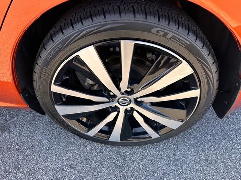 Used 2019 Nissan Altima 2.5 SR w/ SR Premium Package image 26