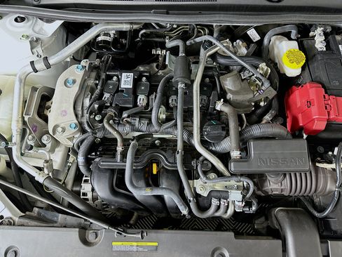 Used 2025 Nissan Sentra S FWD image 31