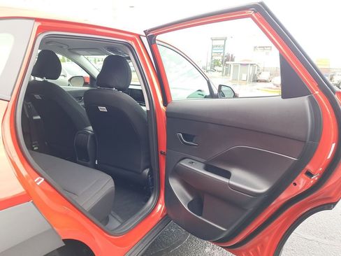 New 2026 Hyundai Kona SE image 15