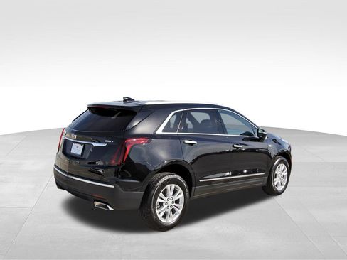 New 2026 Cadillac XT5 Luxury image 4