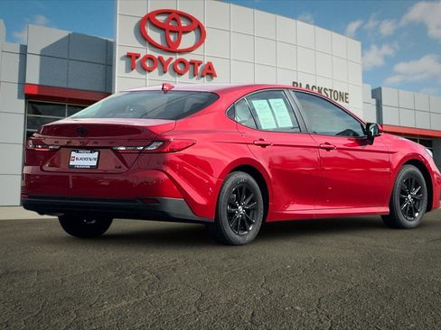 Used 2026 Toyota Camry LE w/ Convenience Package image 3