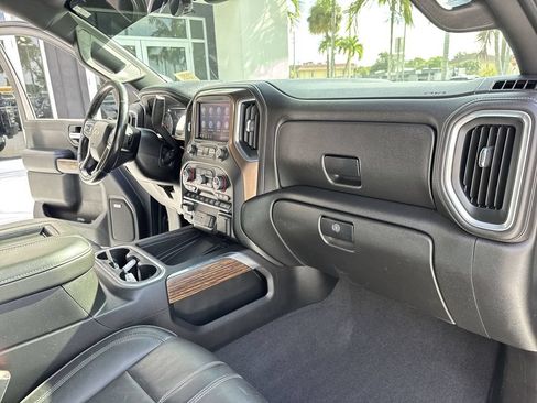 Used 2020 Chevrolet Silverado 3500 High Country w/ Z71 Off-Road Package AWD/4WD image 32