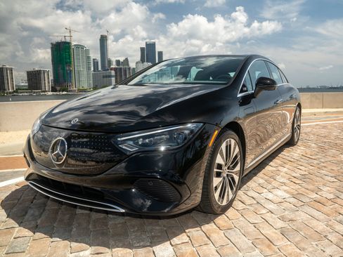 Used 2023 Mercedes-Benz EQE 350+ Sedan image 6