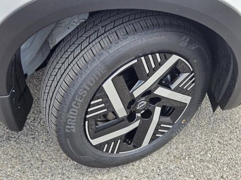 New 2026 Nissan Kicks SV w/ Cold Weather Package FWD image 6