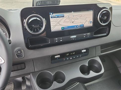 New 2025 Mercedes-Benz Sprinter 2500 image 22