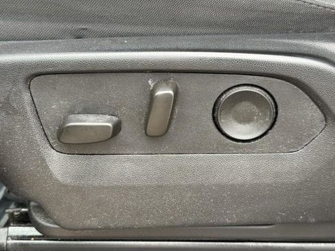 Certified 2025 Chevrolet Silverado 2500 Custom w/ Custom Value Package image 19