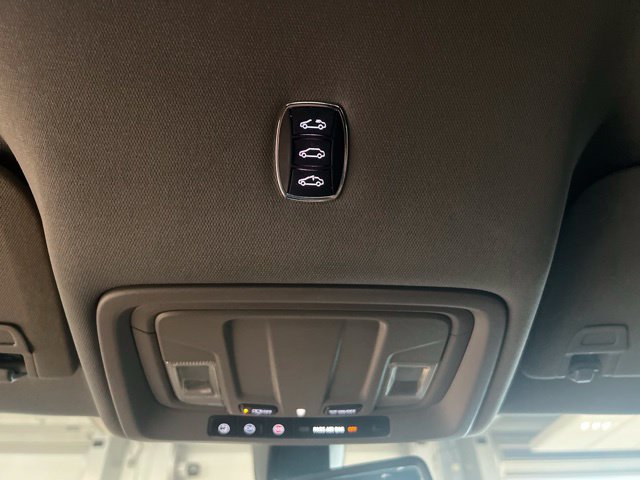Used 2019 Chevrolet Silverado 1500 LTZ AWD/4WD image 22