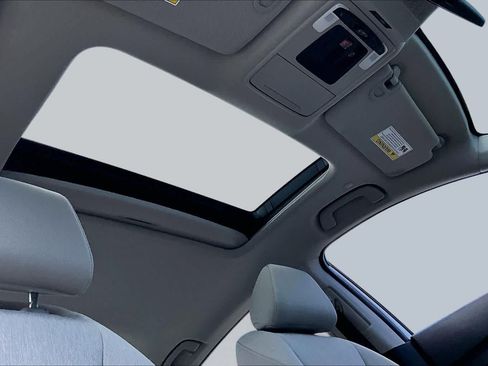 Used 2024 Honda Accord EX image 13