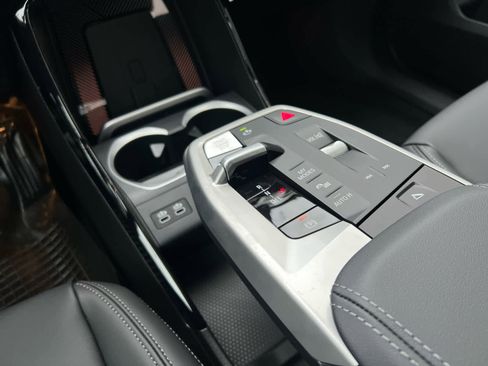 Used 2025 BMW X1 xDrive28i w/ Convenience Package image 9