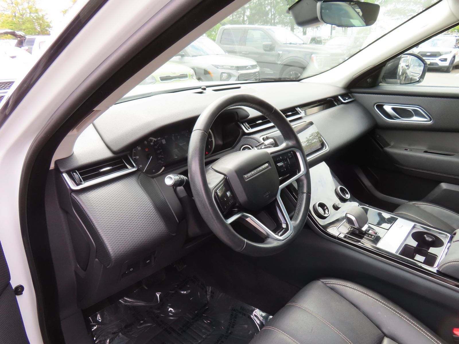 Used 2023 Land Rover Range Rover Velar S AWD/4WD image 19