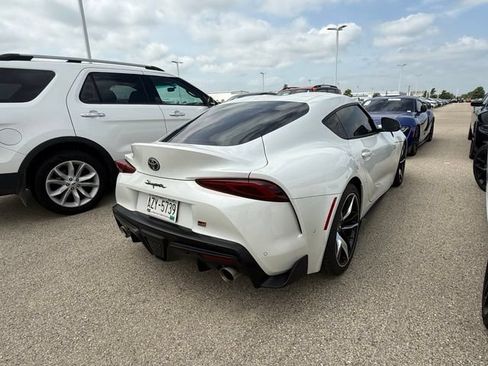 Used 2020 Toyota Supra RWD image 2