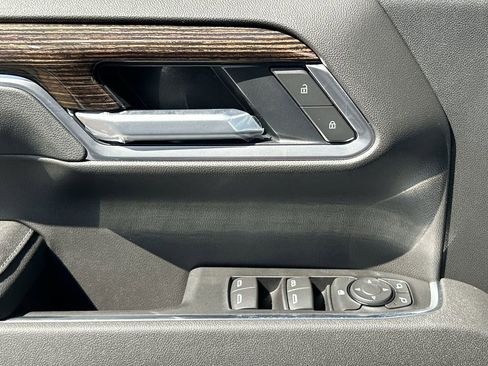 New 2026 GMC Sierra 1500 SLE AWD/4WD image 23