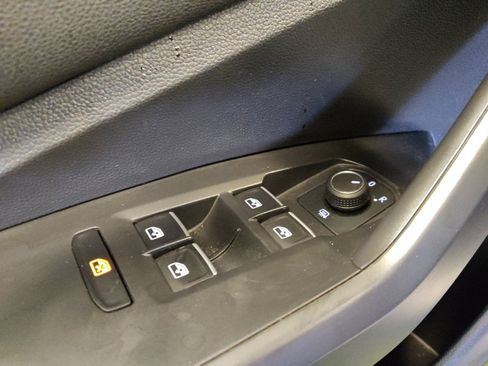 Used 2024 Volkswagen Jetta Sport FWD image 27