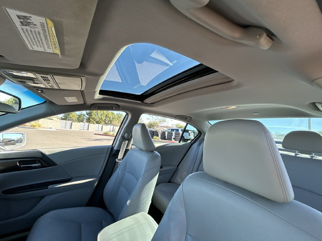 Used 2015 Honda Accord EX-L image 18