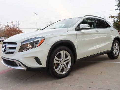 Used 2017 Mercedes-Benz GLA 250 image 3