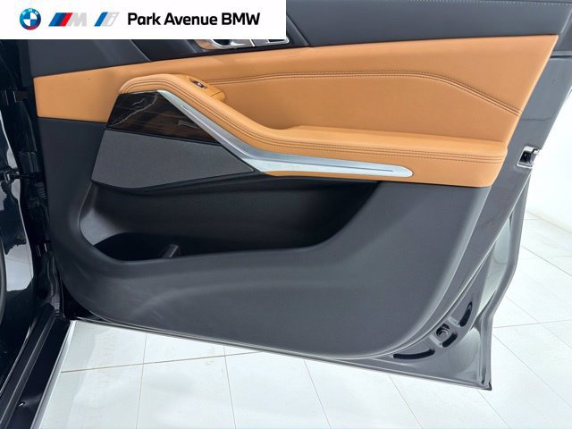 Certified 2024 BMW X5 xDrive40i w/ Premium Package AWD/4WD image 18