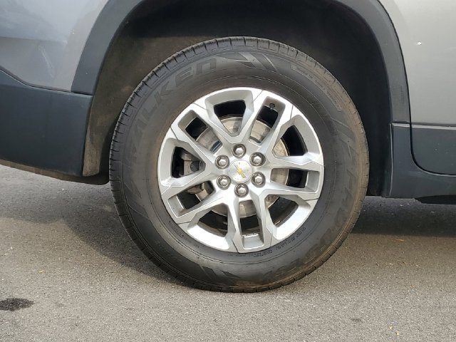 Used 2018 Chevrolet Traverse LT FWD image 5