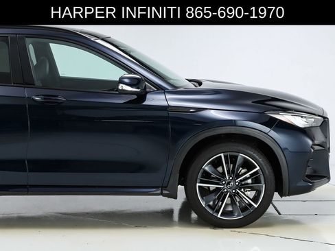 Used 2025 INFINITI QX50 Sport image 13