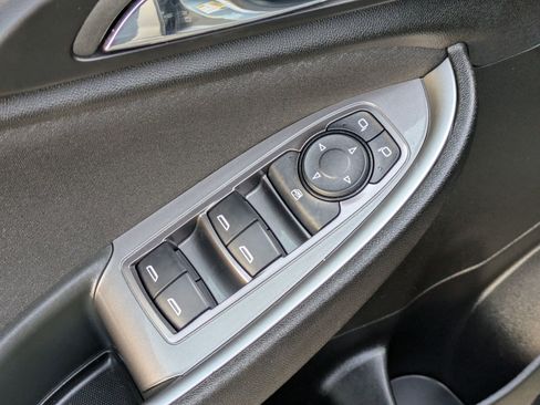 Used 2024 Chevrolet Malibu LS image 11