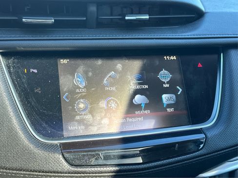 Used 2018 Cadillac XT5 Luxury w/ Driver Awareness Package AWD/4WD image 17