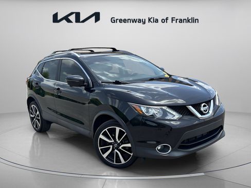 Used 2017 Nissan Rogue Sport SL FWD image 1