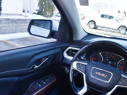 Used 2020 GMC Acadia SLE image 18