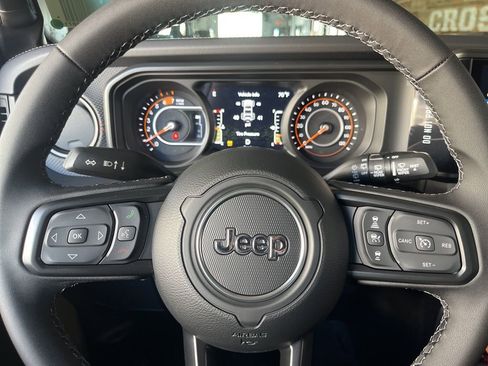 New 2026 Jeep Wrangler Rubicon AWD/4WD image 35