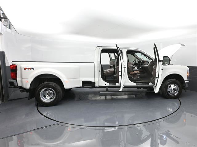 Certified 2025 Ford F350 King Ranch w/ Chrome Package AWD/4WD image 57