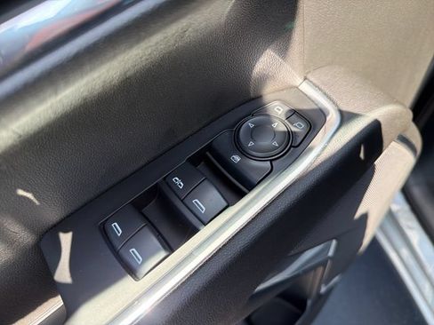 Certified 2023 Chevrolet Silverado 1500 LT AWD/4WD image 11