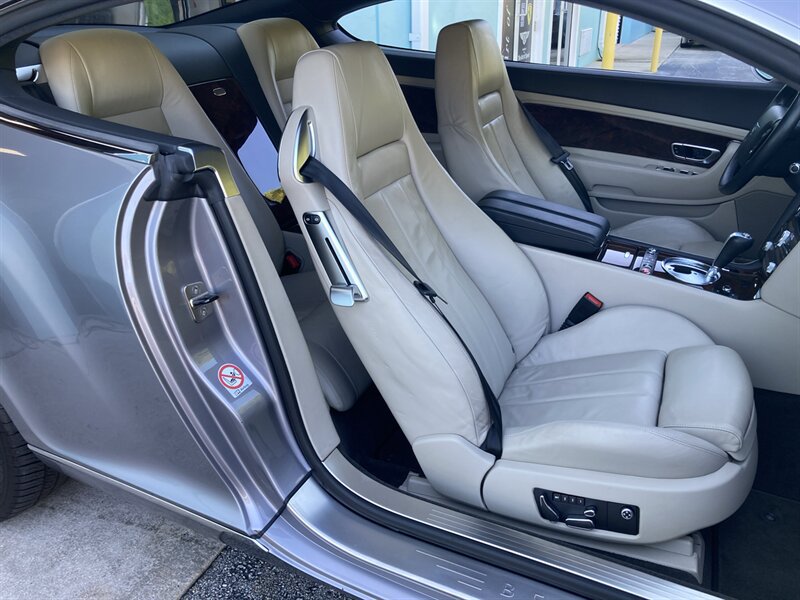 Used 2005 Bentley Continental GT AWD/4WD image 16