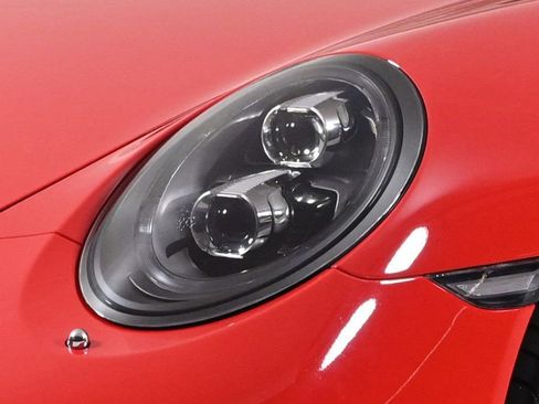 Certified 2017 Porsche 911 Carrera image 11