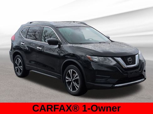 Used 2019 Nissan Rogue SV w/ Sun & Sound Touring Package image 4