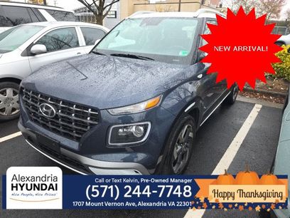 Certified 2022 Hyundai Venue Limited w/ Cargo Package