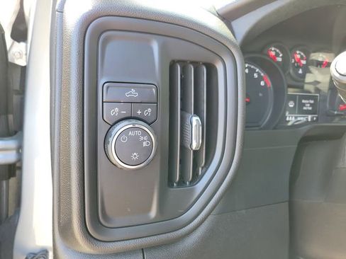 Used 2024 Chevrolet Silverado 1500 Custom image 28