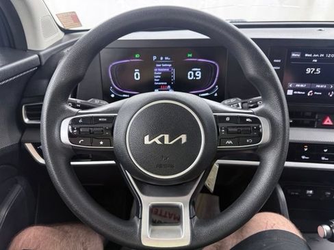 Used 2023 Kia Sportage LX FWD image 23