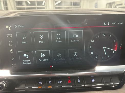 Used 2024 GMC Sierra 1500 SLT image 5