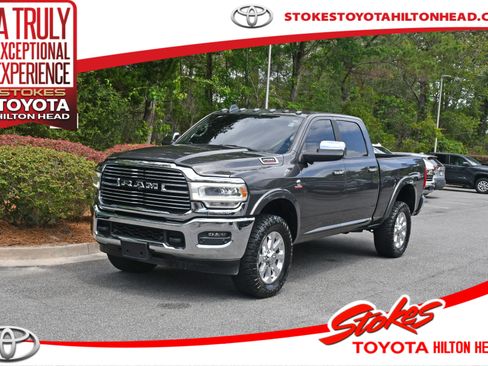 Used 2022 RAM 2500 Laramie AWD/4WD image 1
