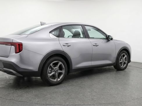 Used 2025 Kia K4 FWD image 9