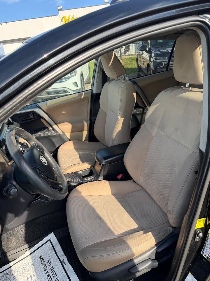 Used 2013 Toyota RAV4 XLE FWD image 21