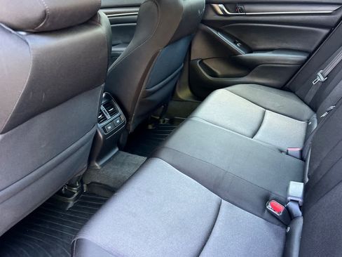 Used 2021 Honda Accord EX image 4