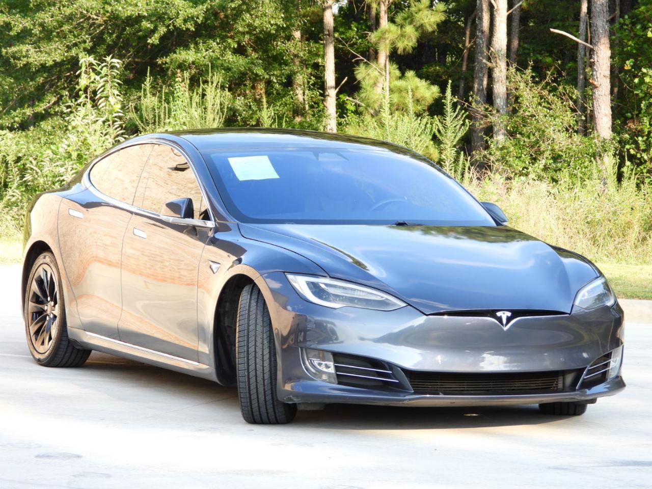 Used 2017 Tesla Model S 75D AWD/4WD image 9