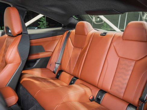 Used 2027 BMW M4 Coupe w/ M Driver's Package RWD image 19