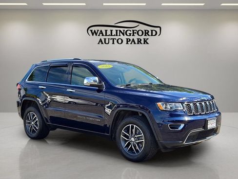 Used 2017 Jeep Grand Cherokee Limited AWD/4WD image 6