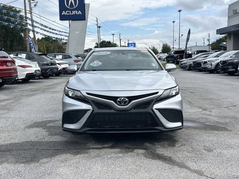 Used 2024 Toyota Camry SE w/ Convenience Package FWD image 9