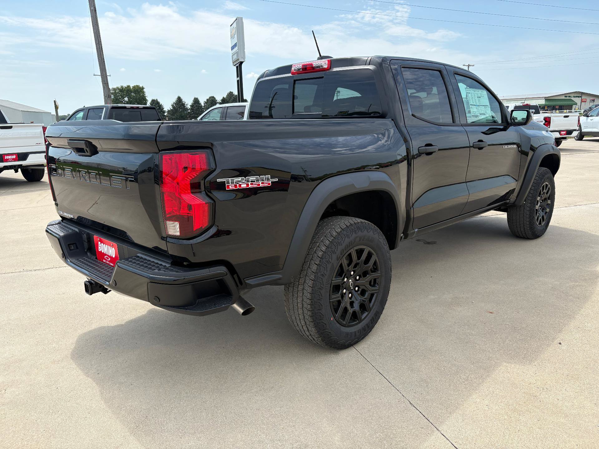 New 2026 Chevrolet Colorado Trail Boss AWD/4WD image 6