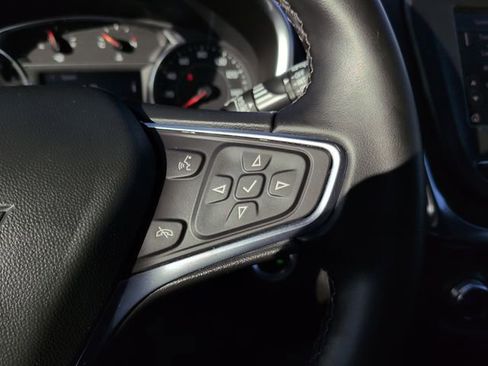 Used 2024 Chevrolet Equinox LT FWD image 25