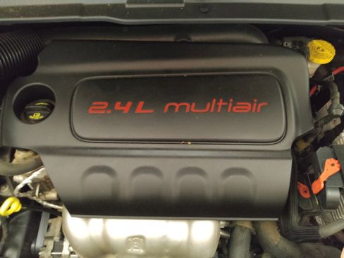 Used 2018 Jeep Compass Latitude w/ Popular Equipment Group FWD image 30