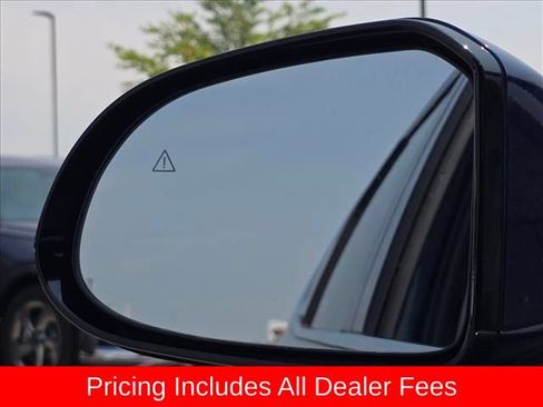 Used 2023 Hyundai Santa Fe SEL w/ Winter Weather Package AWD/4WD image 23