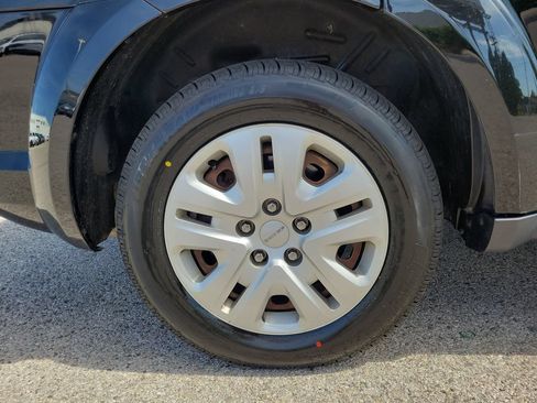 Used 2018 Dodge Journey SE FWD image 5